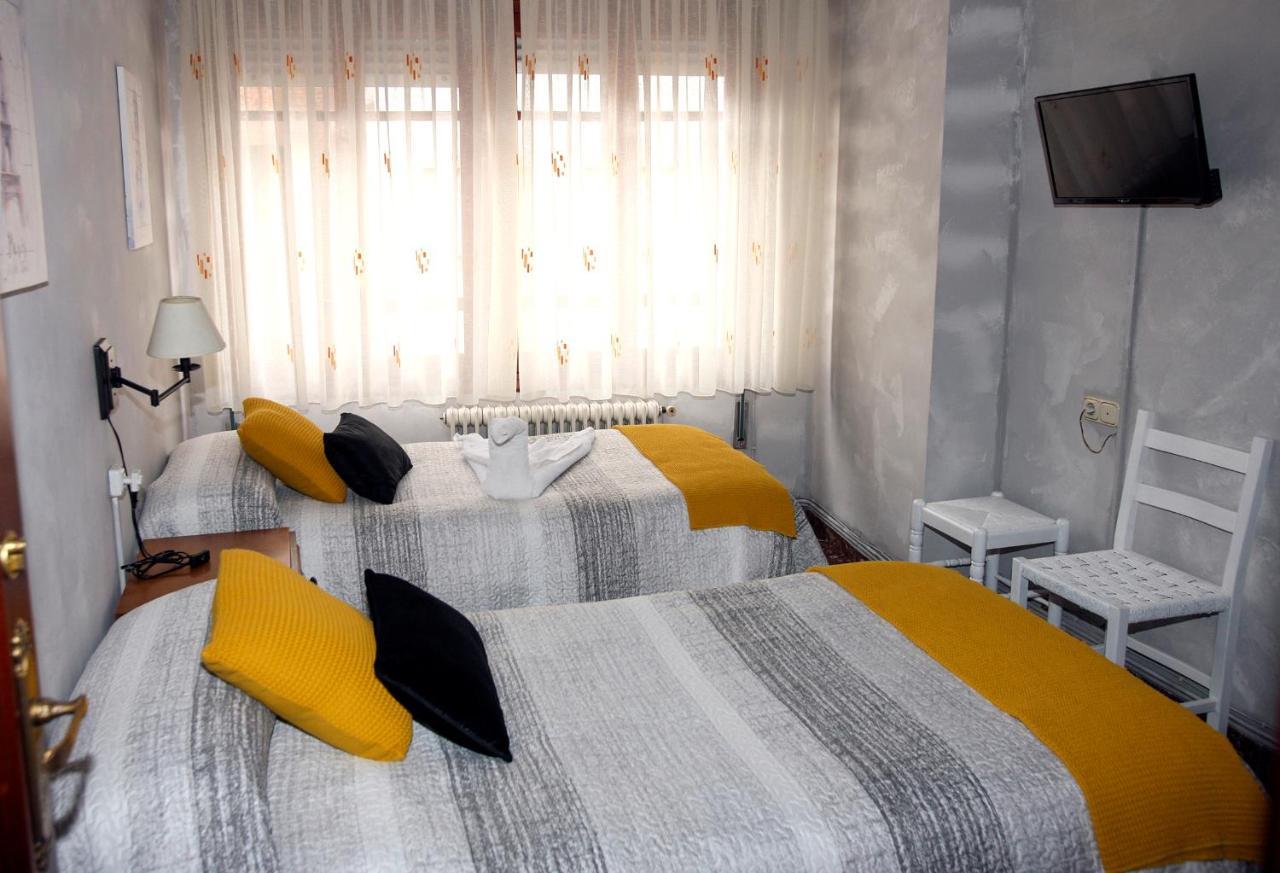 Pension Como En Casa Rincon de Soto Εξωτερικό φωτογραφία